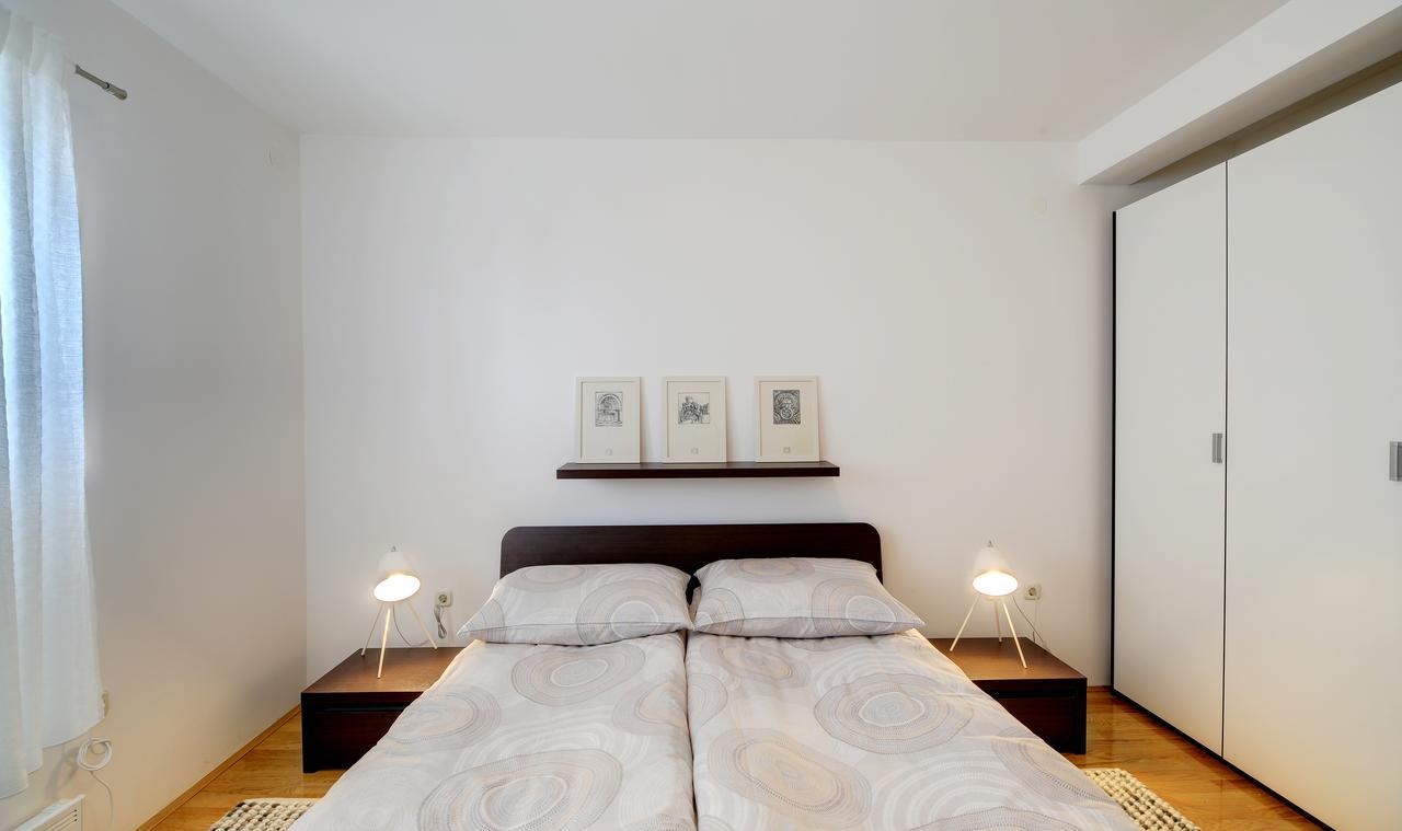 Apartment 330 ドゥブロブニク エクステリア 写真